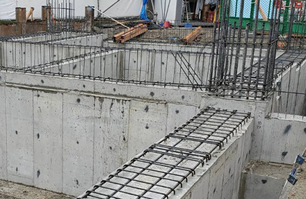 型枠基礎工事（マンション・個人邸）